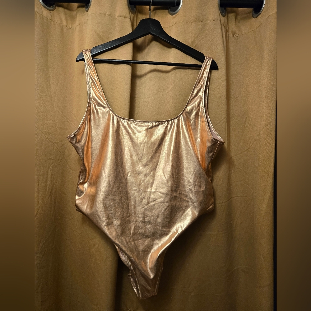 New Skims 4x high cut champagne one piece swimsuit